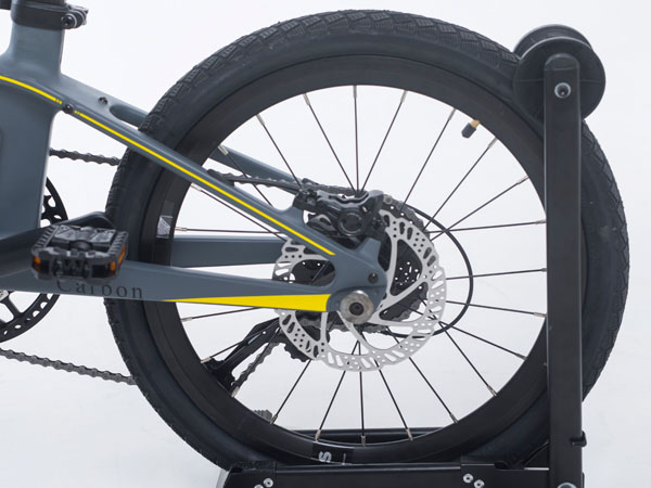 https://www.ewigbike.com/carbon-fibre-fold-up-bike-20-inch-carbon-fiber-frame-portable-bikes-ewig-product/